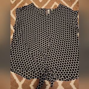 Womens XL polka dot black and white dress shirt. Ties at bottom. Good condition